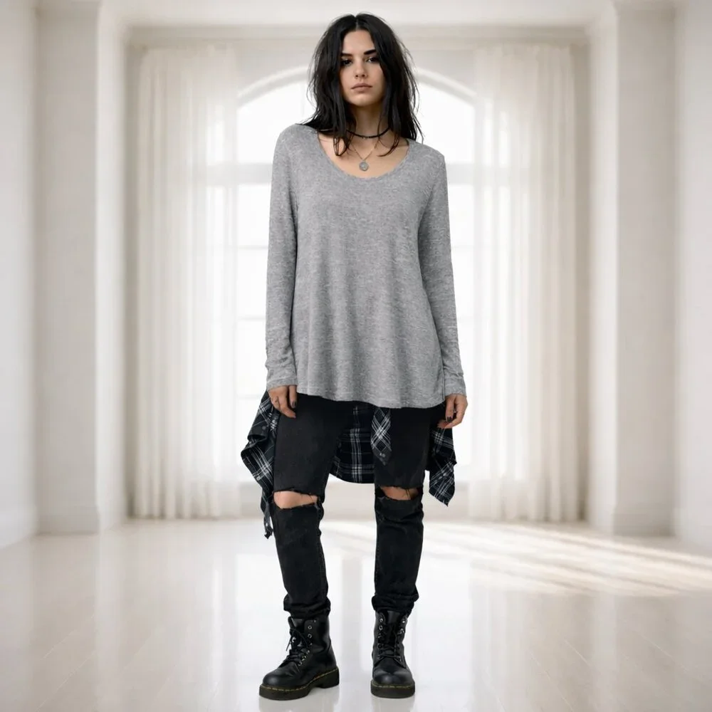 2 for $15 Sonoma Oversized Long Sleeve Tee Glacier Gray Medium Soft Grunge Tee